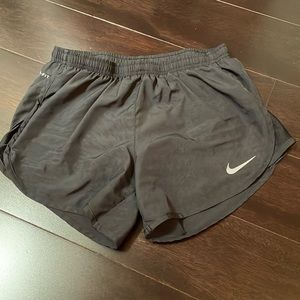 Black Nike shorts